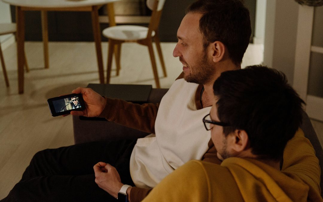 A Gay Introvert’s Guide to Meaningful First Dates